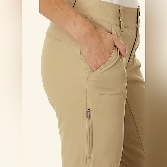 Columbia Saturday Trail Stretch Pants in Khaki, Size 6 - Picture 7 of 10